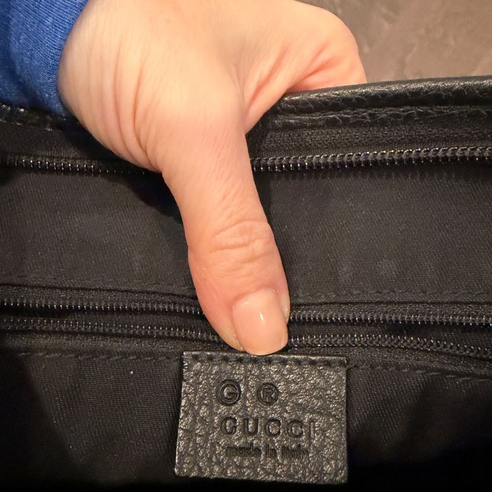 Authentic Gucci crossbody handbag - Picture 5 of 5